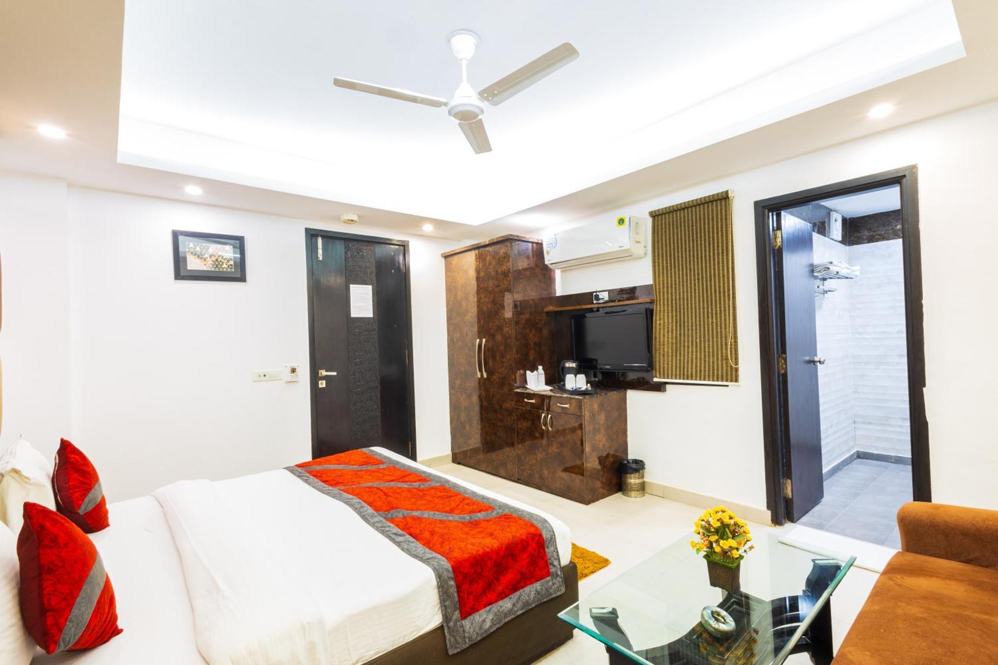 Hotel The Gold Inn - Karol Bagh Delhi Zewnętrze zdjęcie